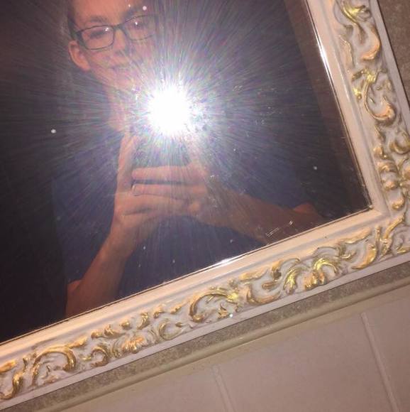 Meet your Posher, Paul - Picture 1 of 1